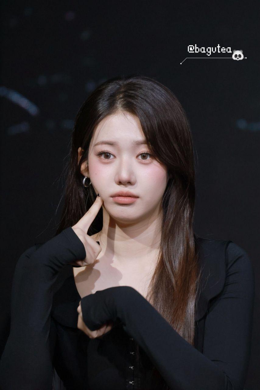 베이비몬스터 로라0