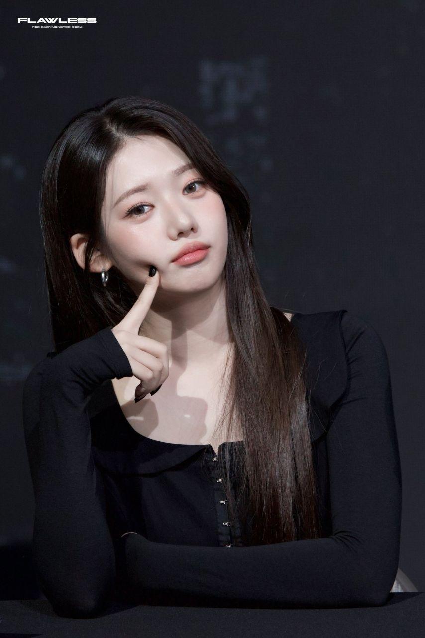 베이비몬스터 로라4