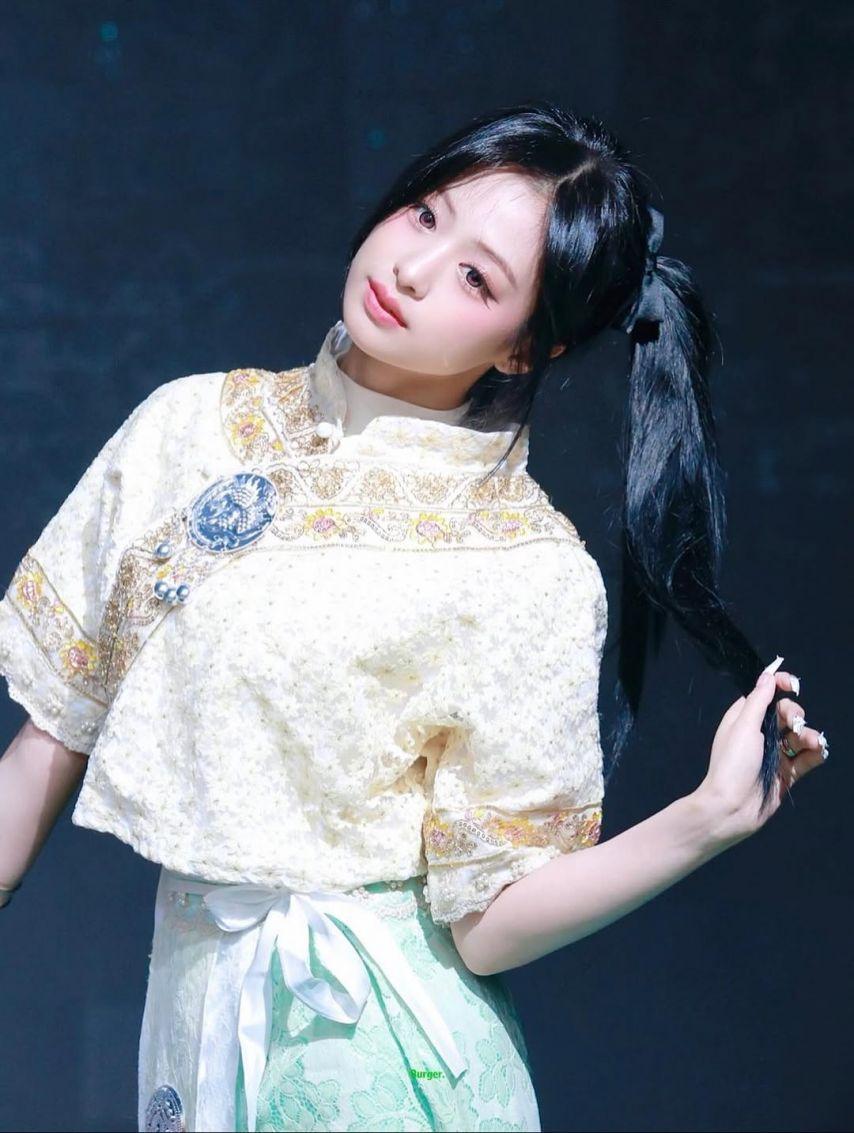 BABYMONSTER (베이비몬스터) 아현13