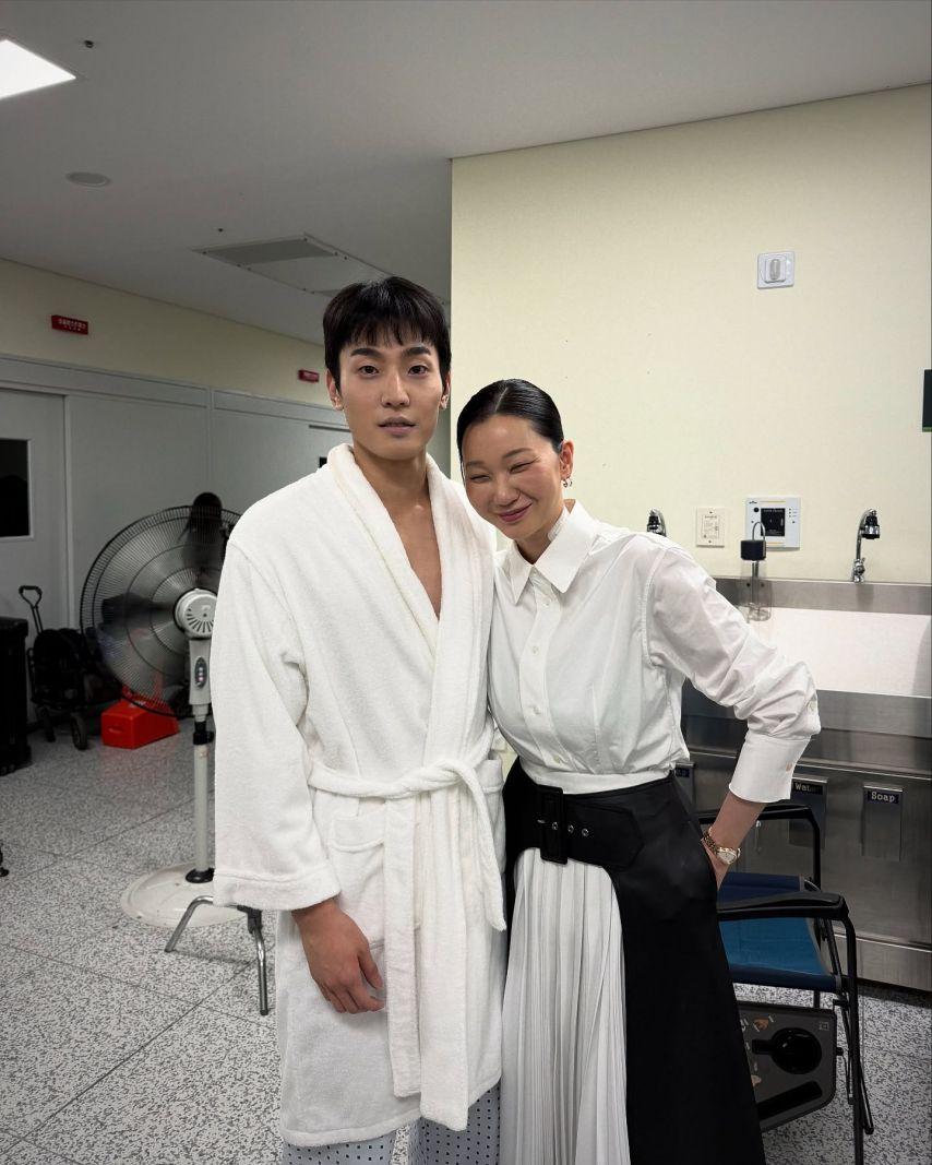 장윤주 인별 with 전여빈 주현영 진영 박정화 등 착한여자부세미5