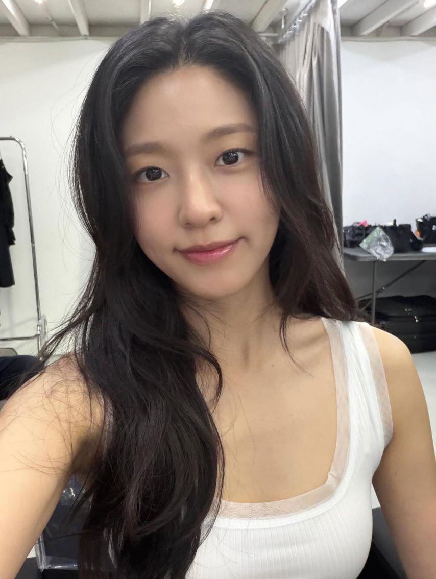 설현 SNS5
