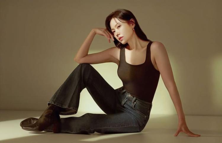 손예진 민소매 이너웨어2