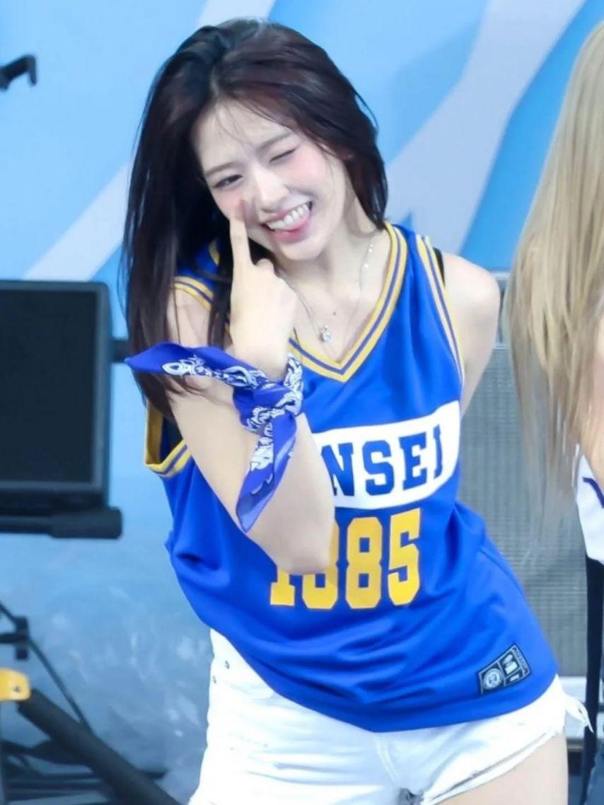 IVE (아이브) 안유진1