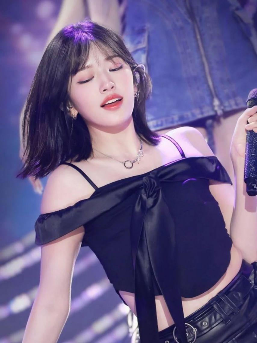 IVE (아이브) 안유진4