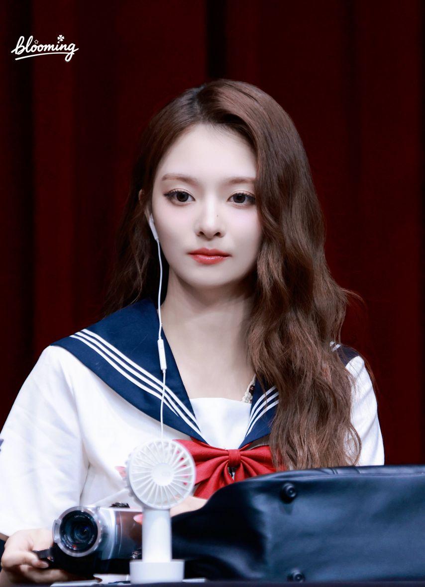 프로미스나인 이나경3