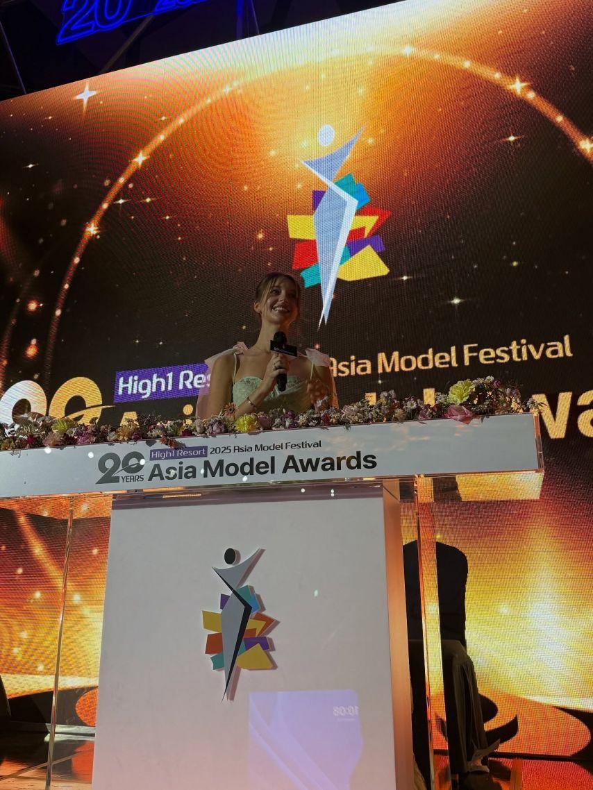 안젤리나 다닐로바8