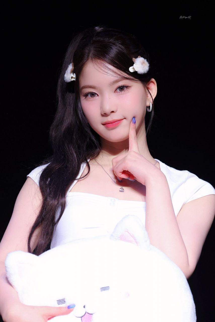 스테이씨 아이사3