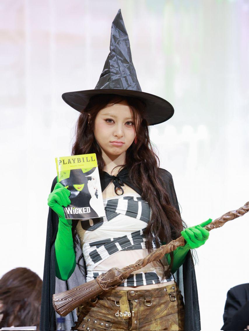 르세라핌 허윤진0