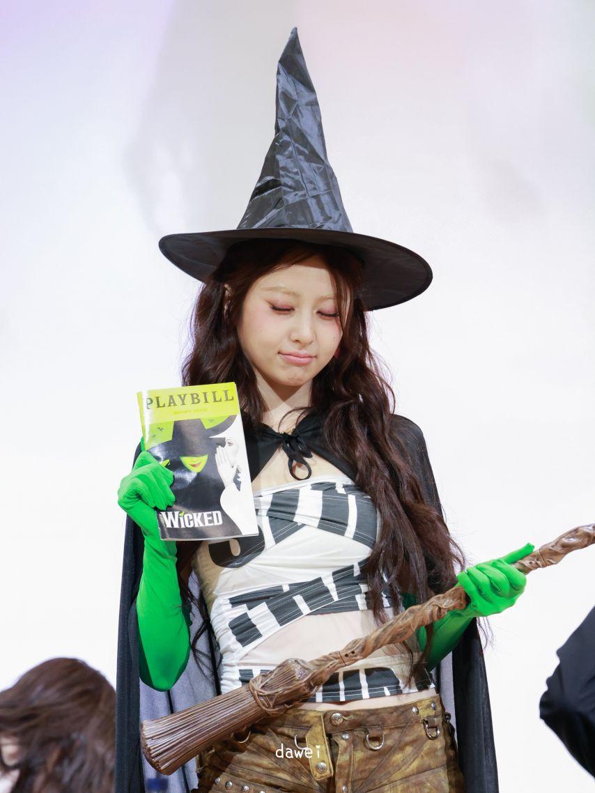 르세라핌 허윤진2