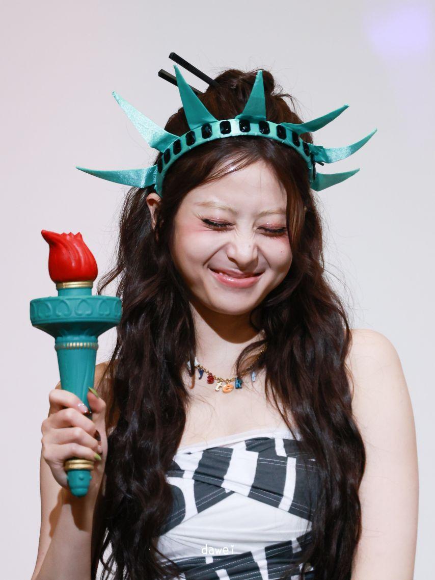 르세라핌 허윤진6