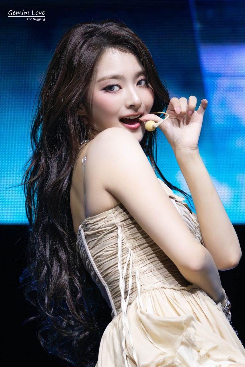 프로미스나인 이나경4