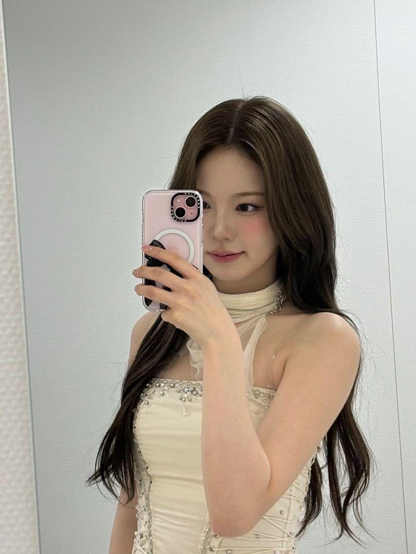 니쥬 (NiziU) 아야카11