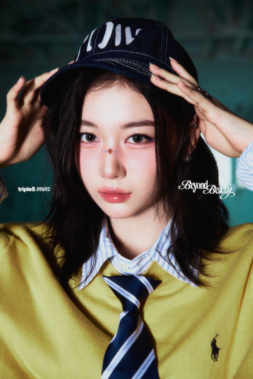 tripleS msnz <Beyond Beauty> moon ver.0