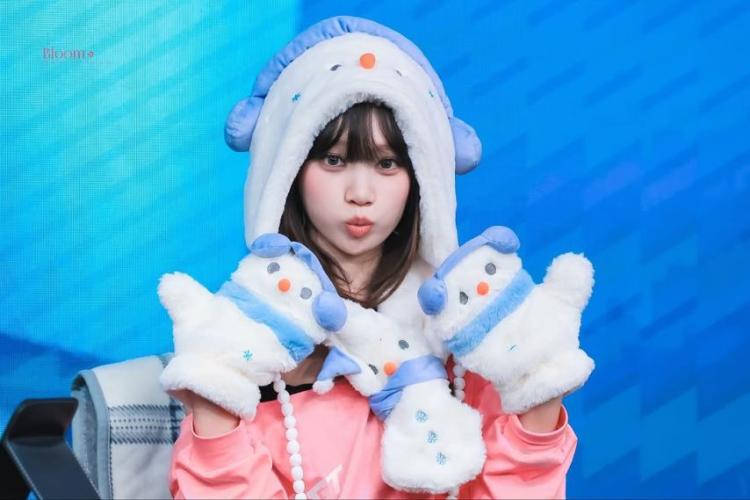 LE SSERAFIM (르세라핌) 김채원13