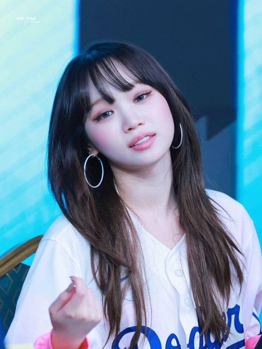 LE SSERAFIM (르세라핌) 김채원6