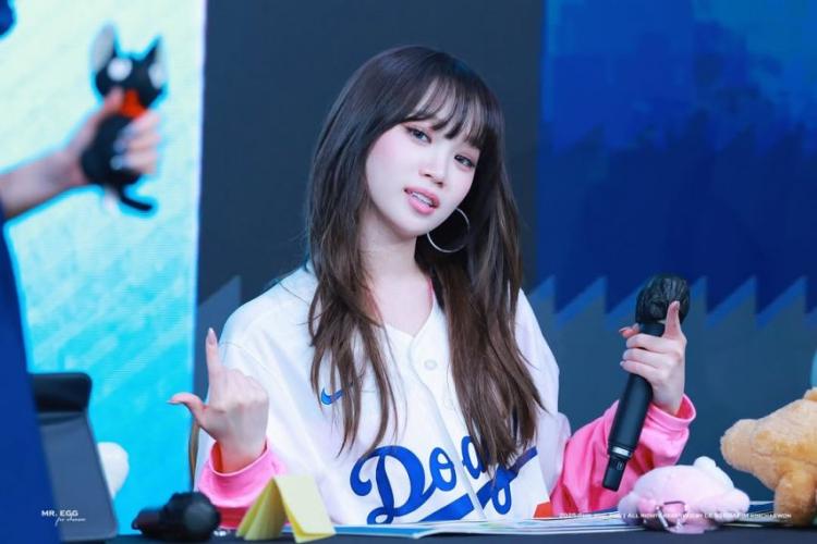 LE SSERAFIM (르세라핌) 김채원8