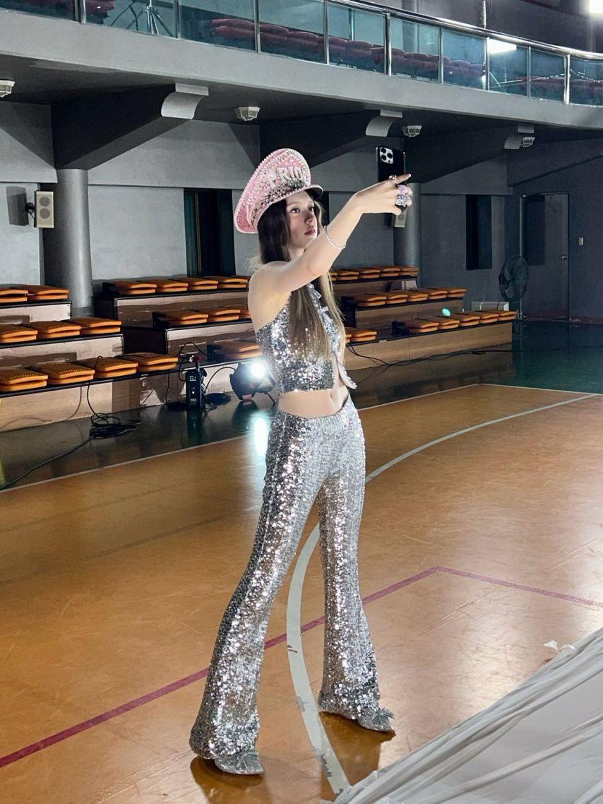 피프티피프티 문샤넬6