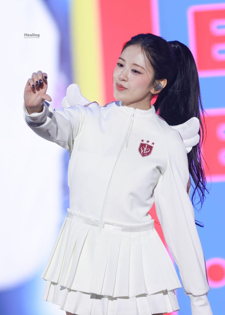 아이브 안유진1