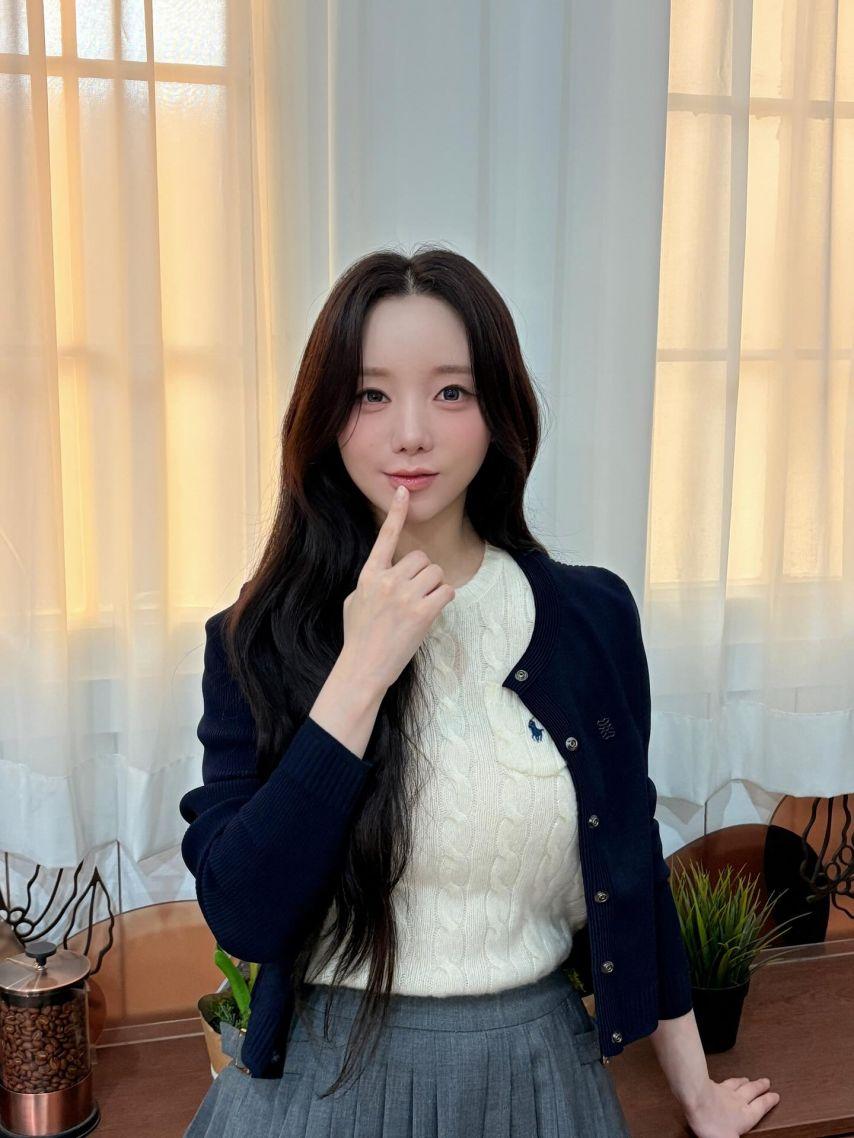 서지수/ 유지애/ 케이김지연 러블리즈 인별4