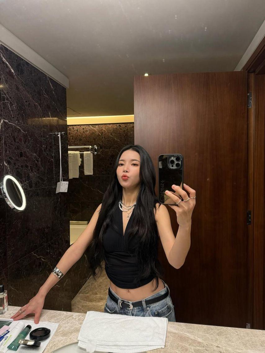 마마무 솔라 SNS2