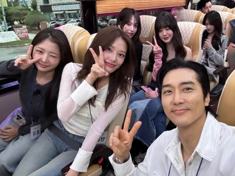 송승헌 인별 with 아이브IVE 등0