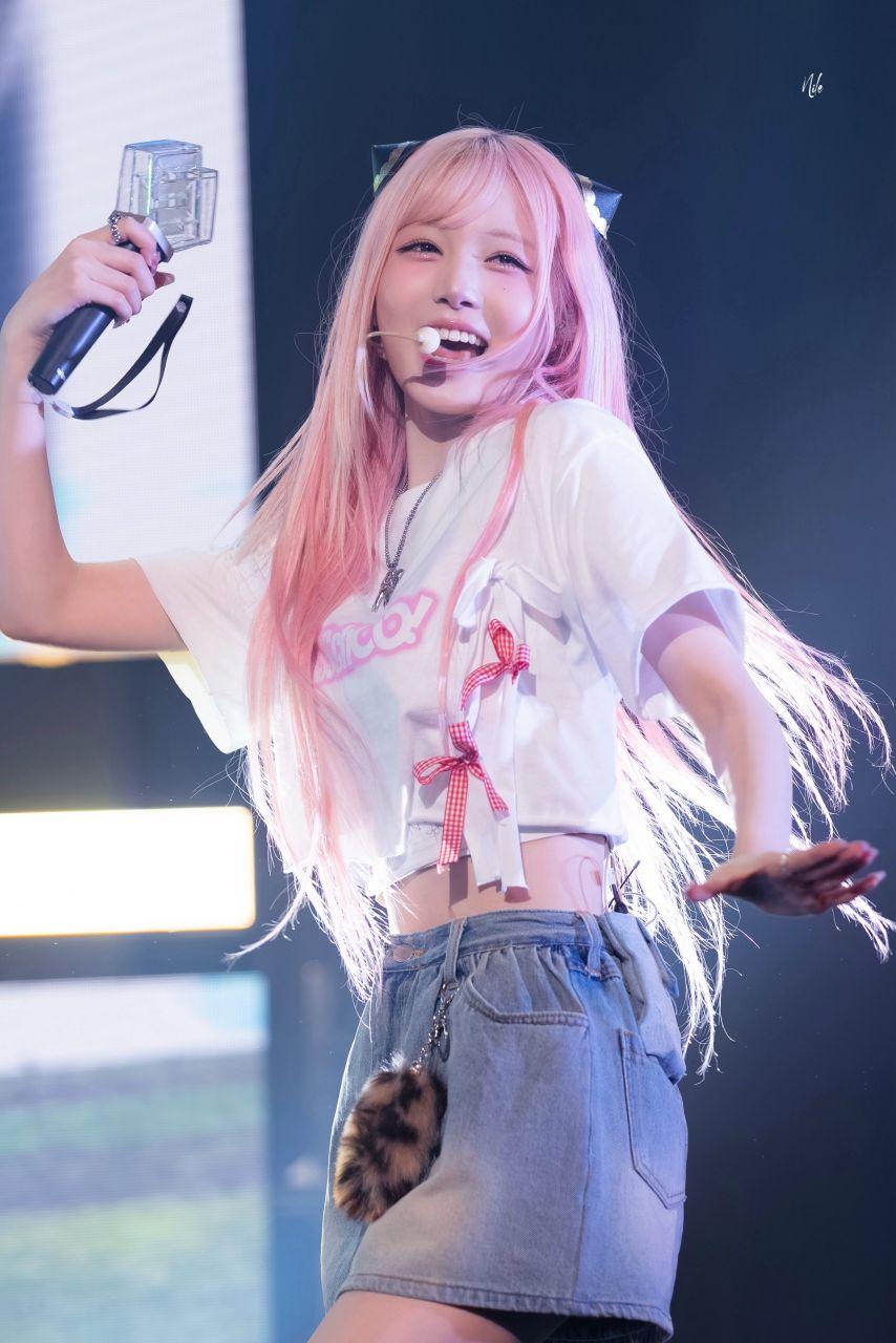 트리플에스 김채원6