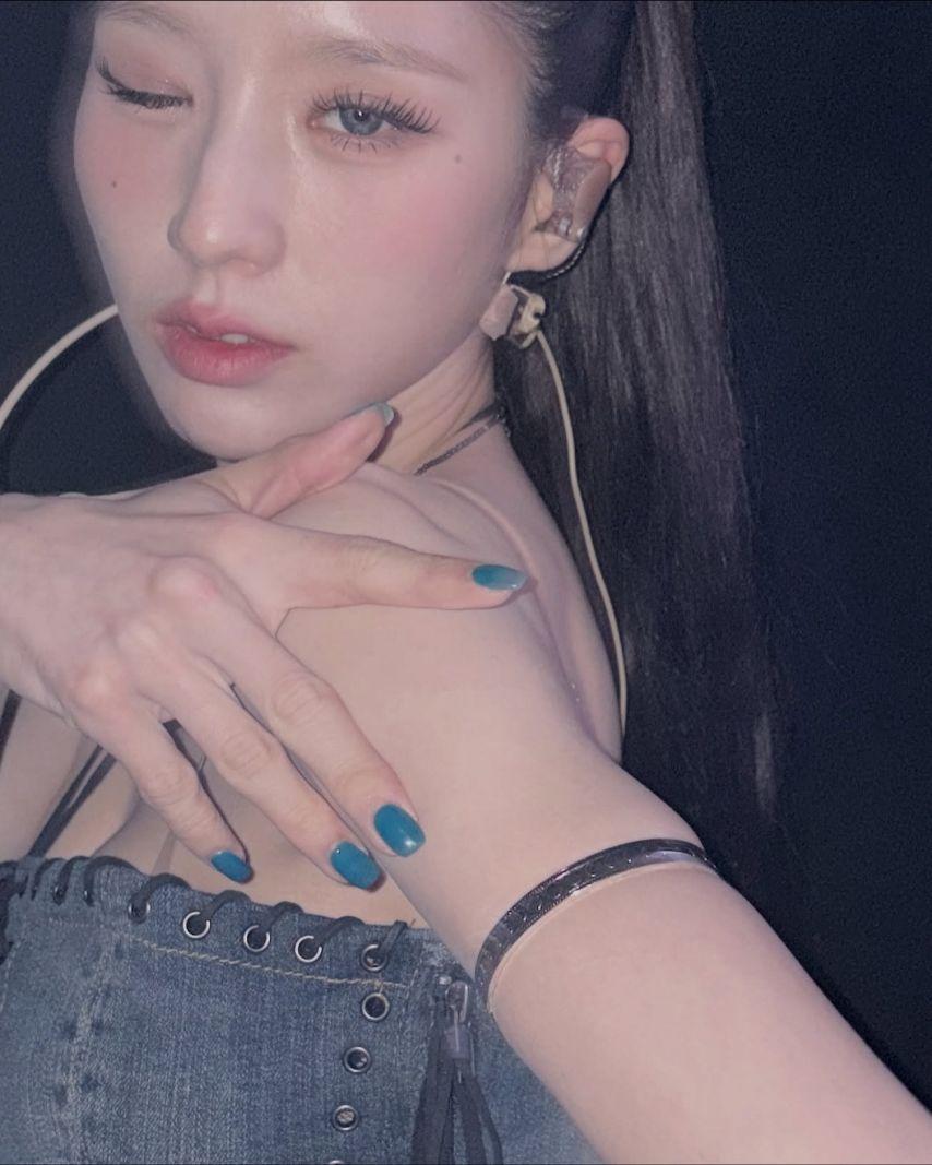 희진 ARTMS아르테미스 인별4