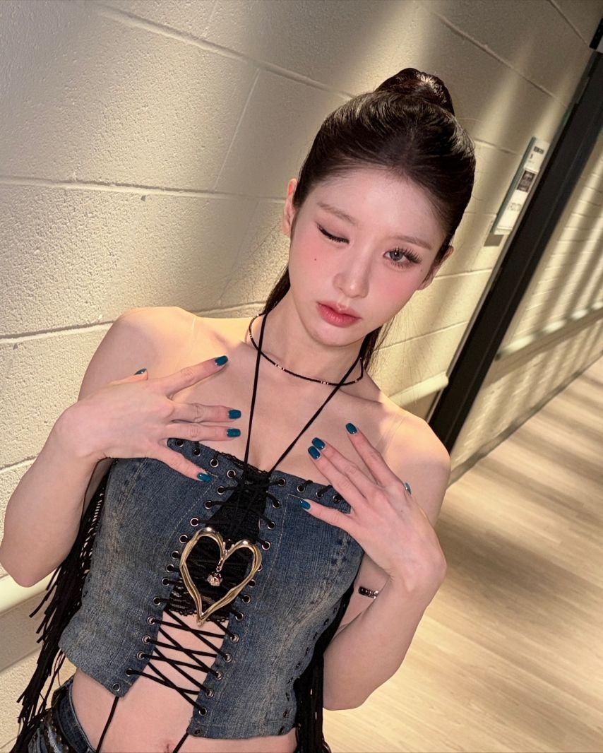 희진 ARTMS아르테미스 인별9