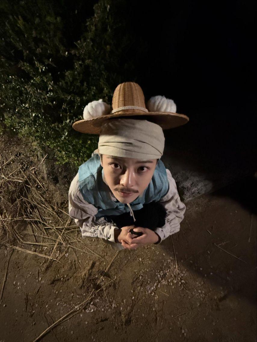 김세정 강태오 이강에는달이흐른다/ 김세정 롱샴15