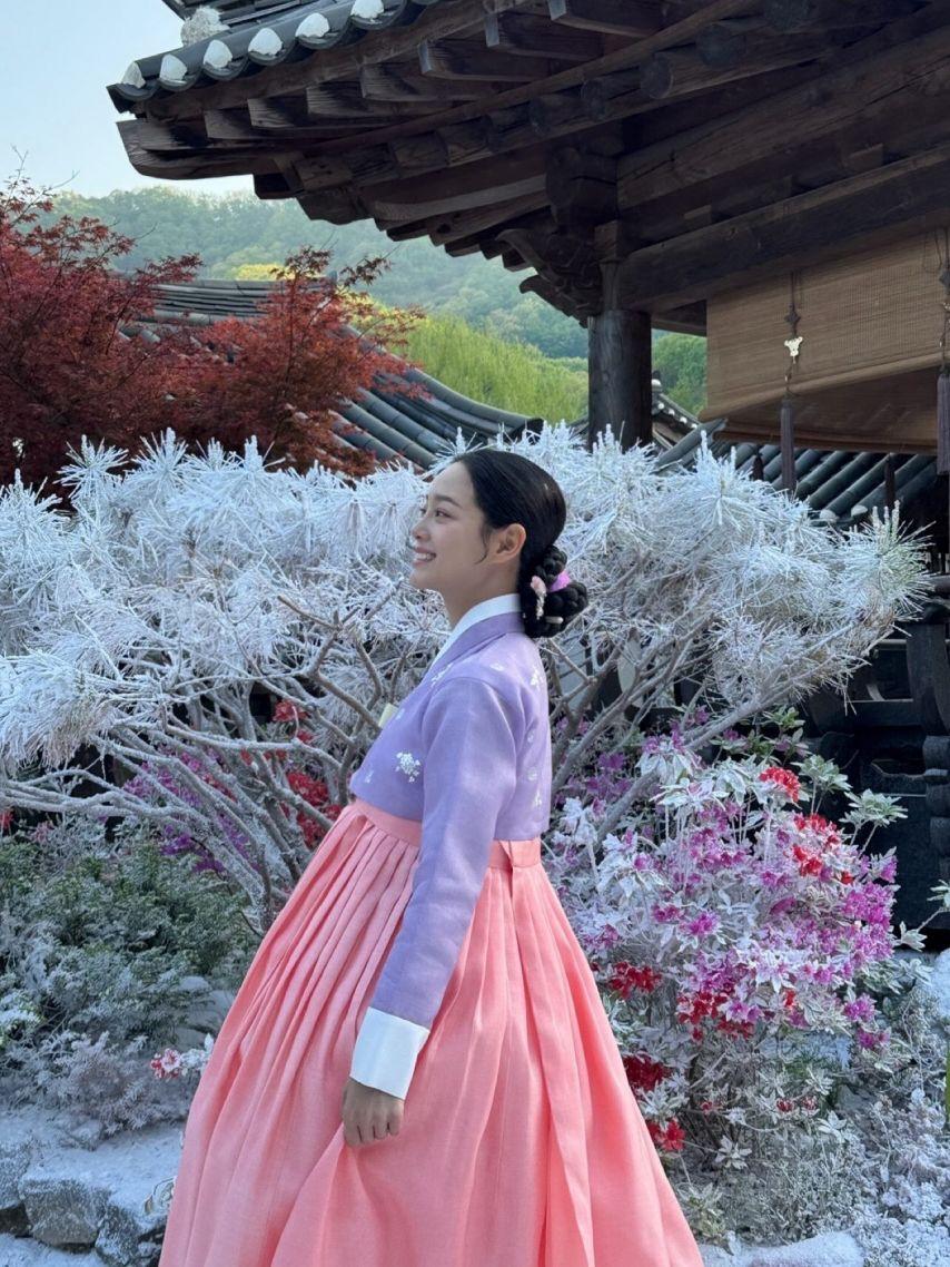 김세정 강태오 이강에는달이흐른다/ 김세정 롱샴5