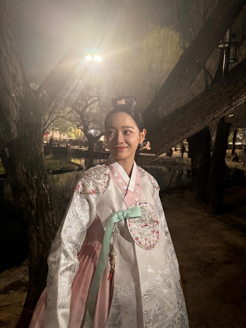 김세정 강태오 이강에는달이흐른다/ 김세정 롱샴7