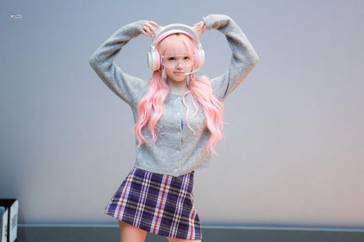 트리플에스 김채원3