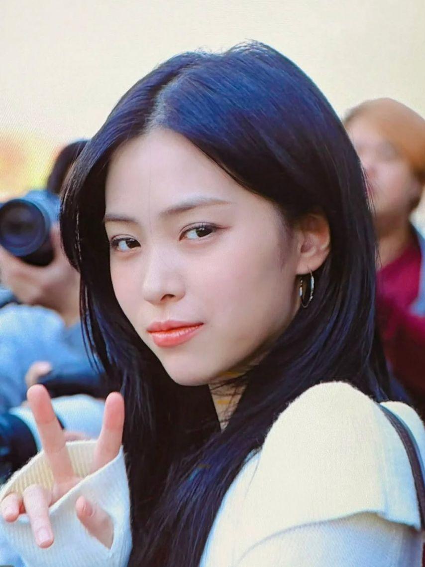 ITZY (있지) 류진2