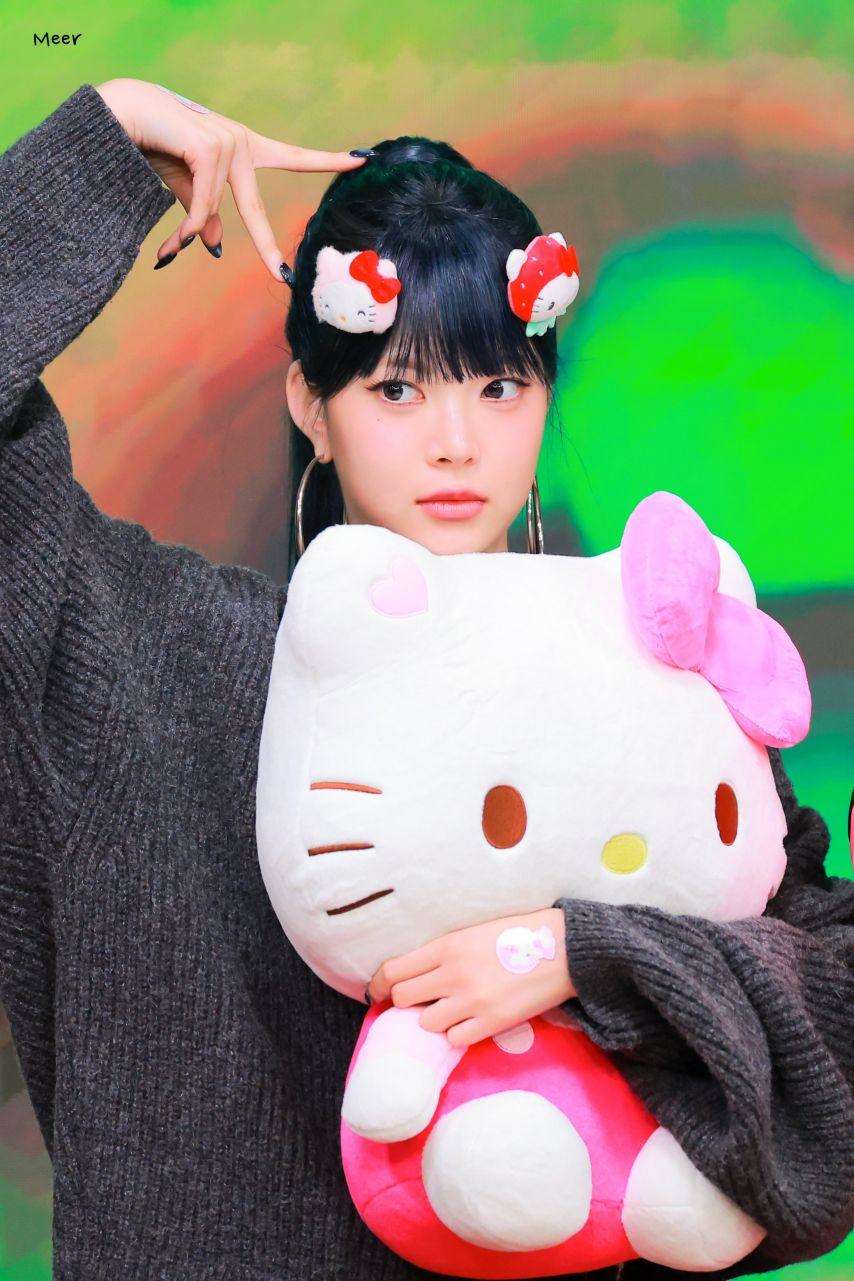 르세라핌 홍은채 생일7