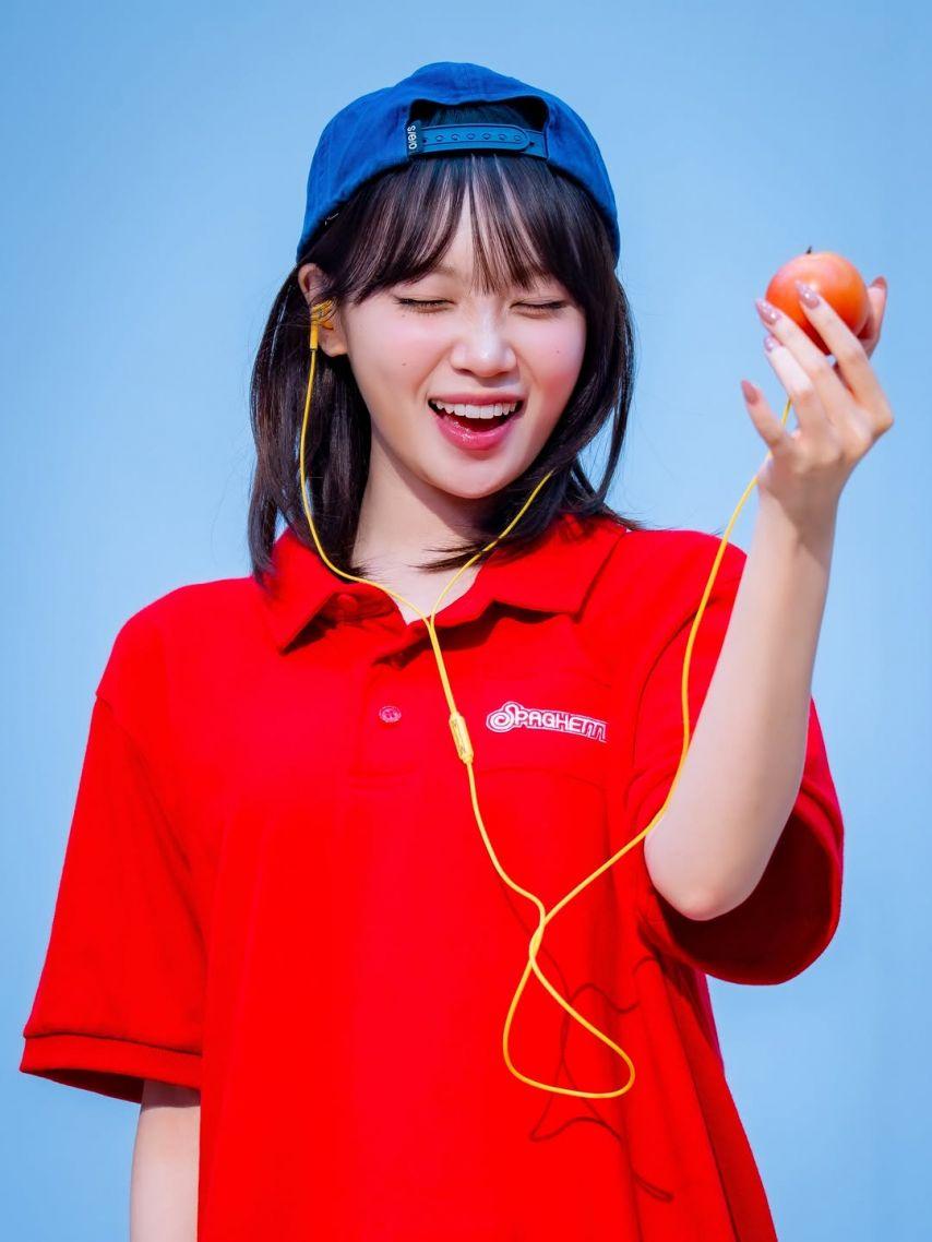 LE SSERAFIM (르세라핌) 김채원1