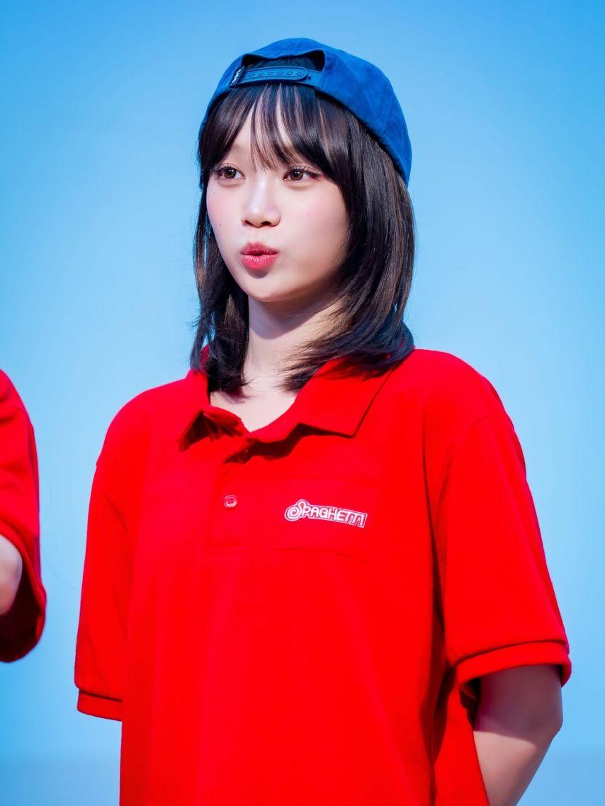 LE SSERAFIM (르세라핌) 김채원7