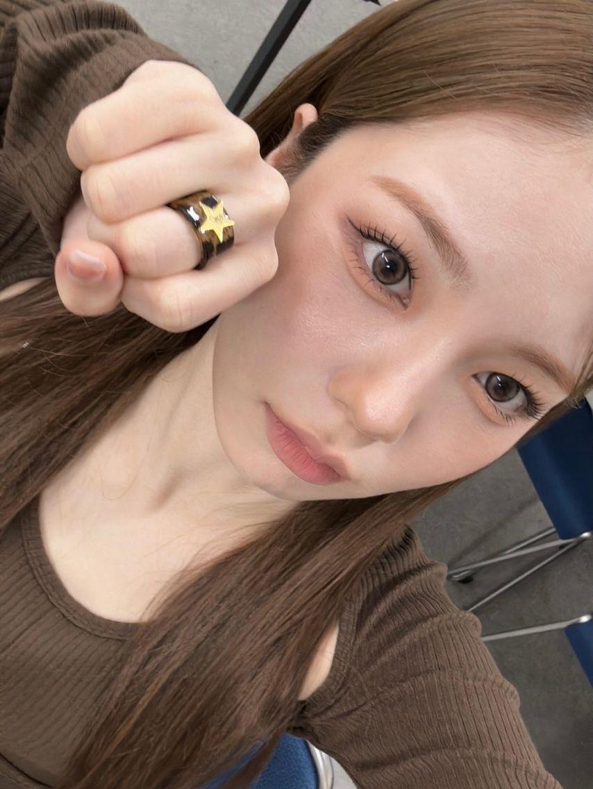 니쥬 (NiziU) 아야카2