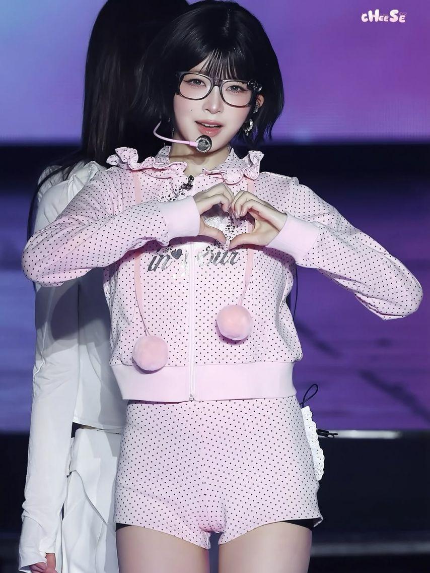 IVE (아이브) 레이10