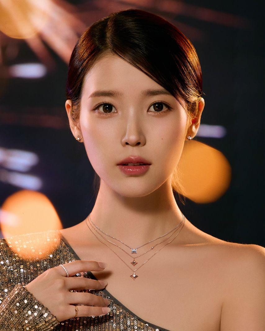 아이유 제이에스티나0