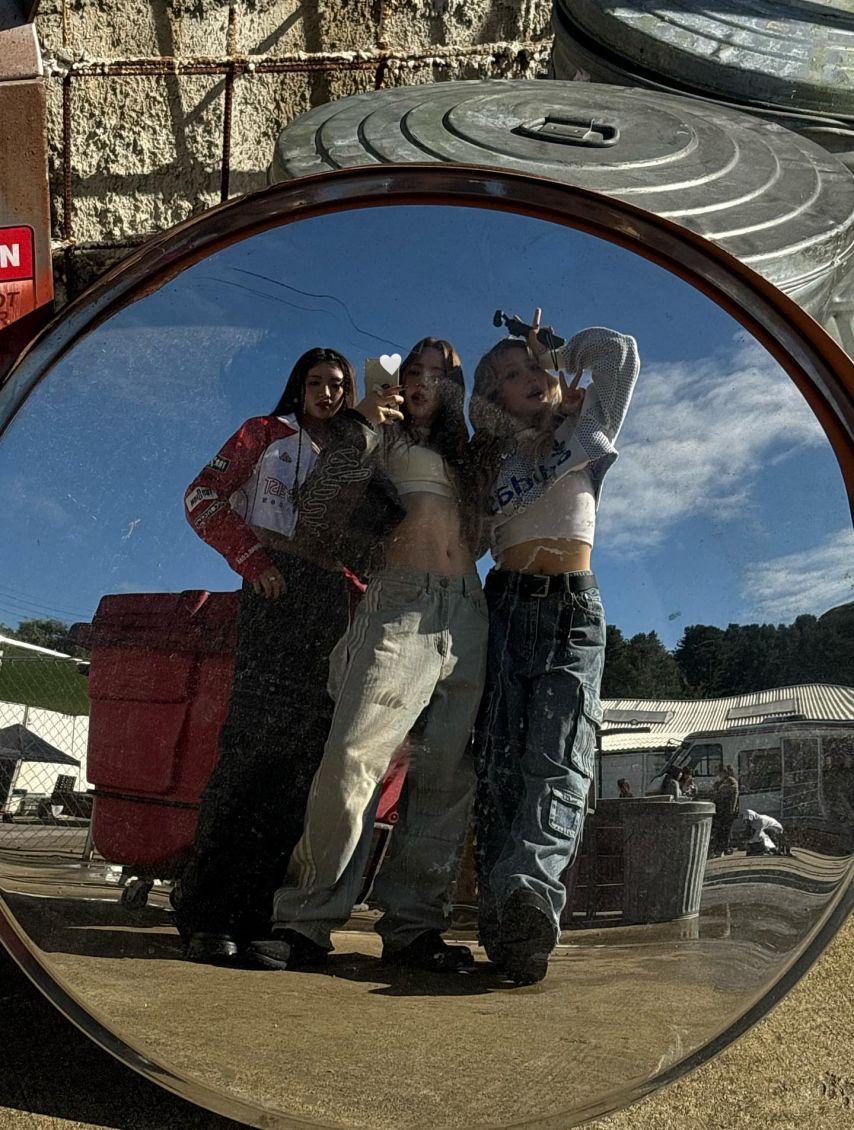 피프티피프티 문샤넬4