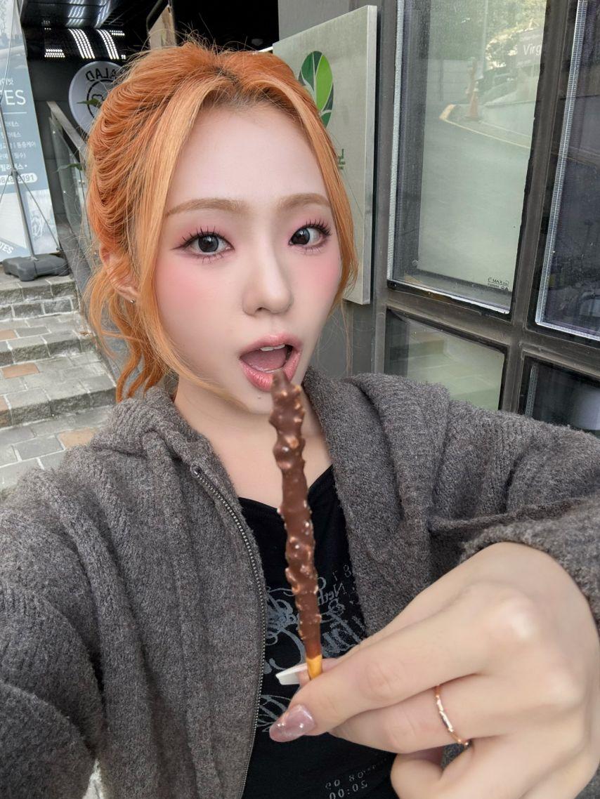 아이칠린 예주, 초원, 채린, 이지12