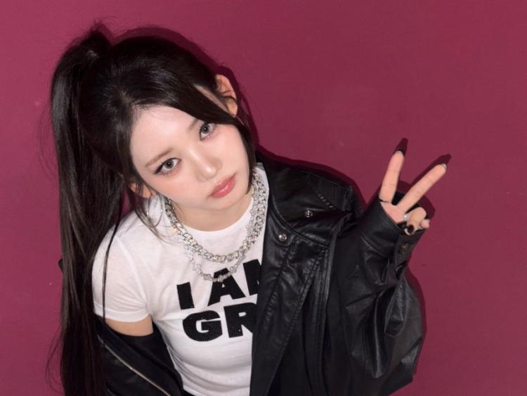 베이비몬스터 로라2