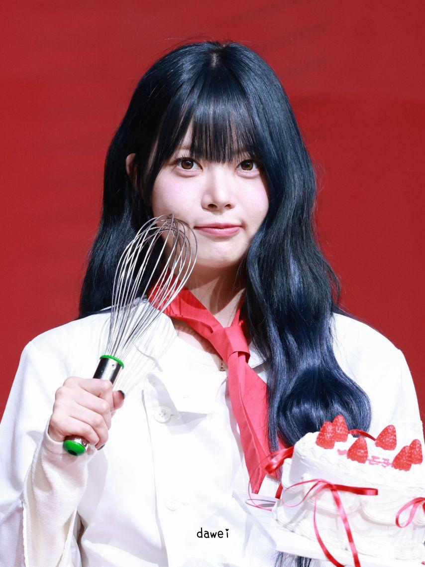 르세라핌 홍은채4