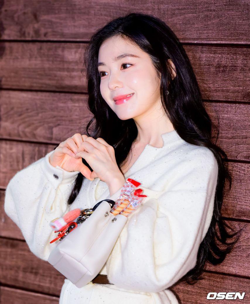 레드벨벳 아이린  어제자 비주얼3