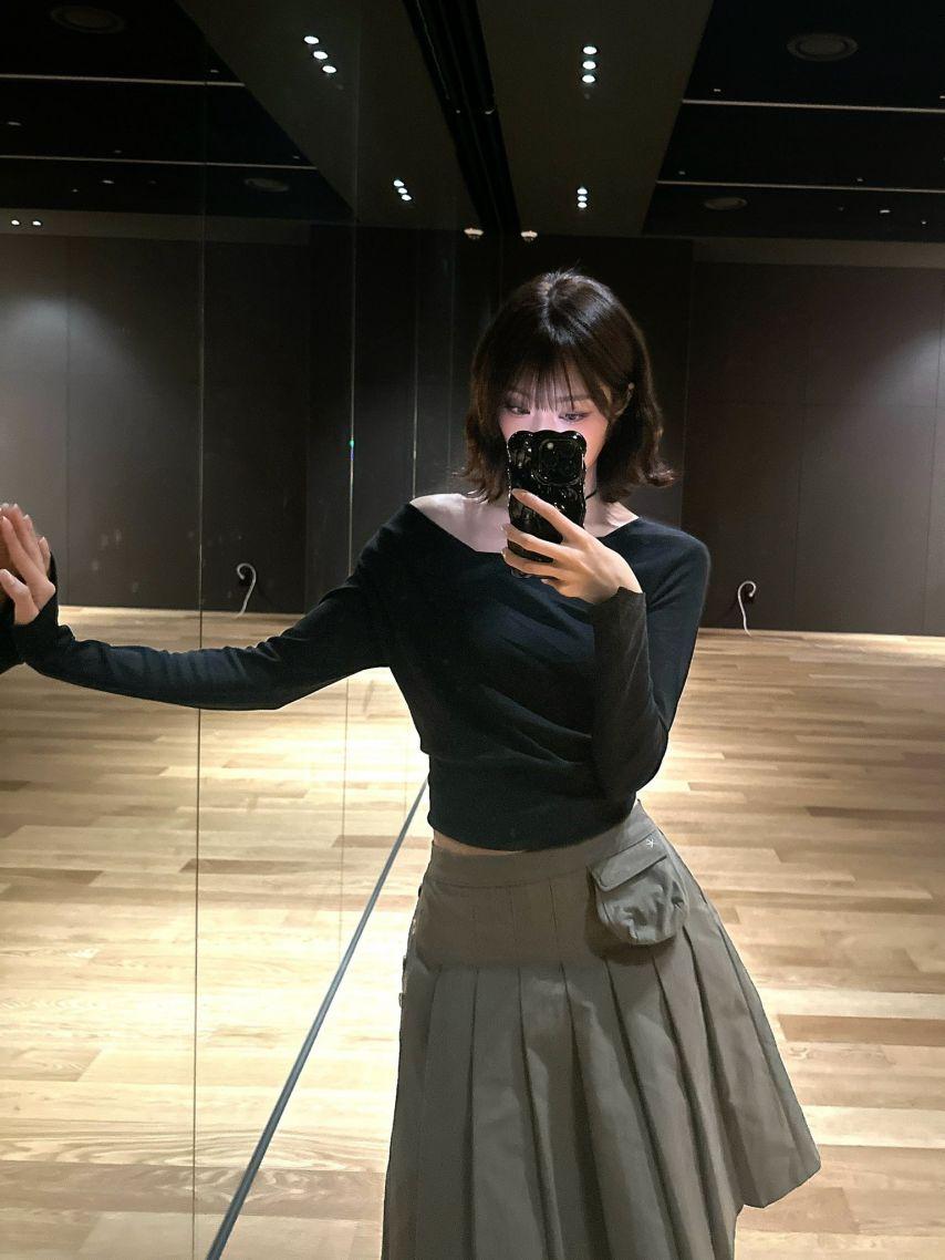 이즈나 최정은, 유사랑1