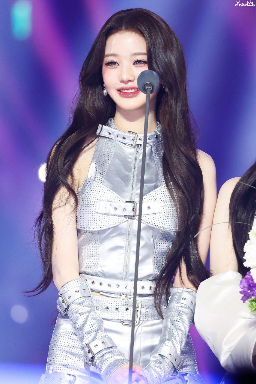 아이브 장원영 25111511