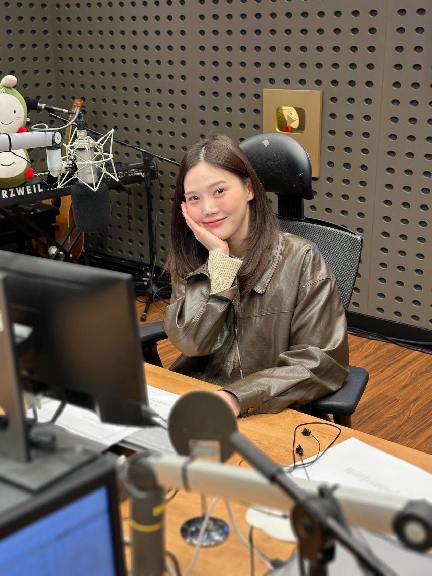 효정 오마이걸 with 있지 볼륨읖높여요/ 미미 푹쉬면다행이야0