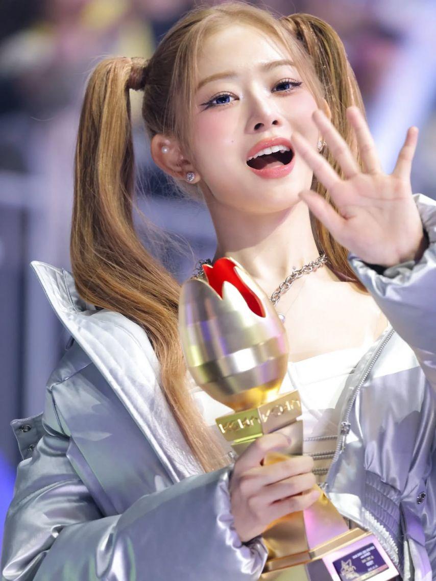 IVE (아이브) 레이8