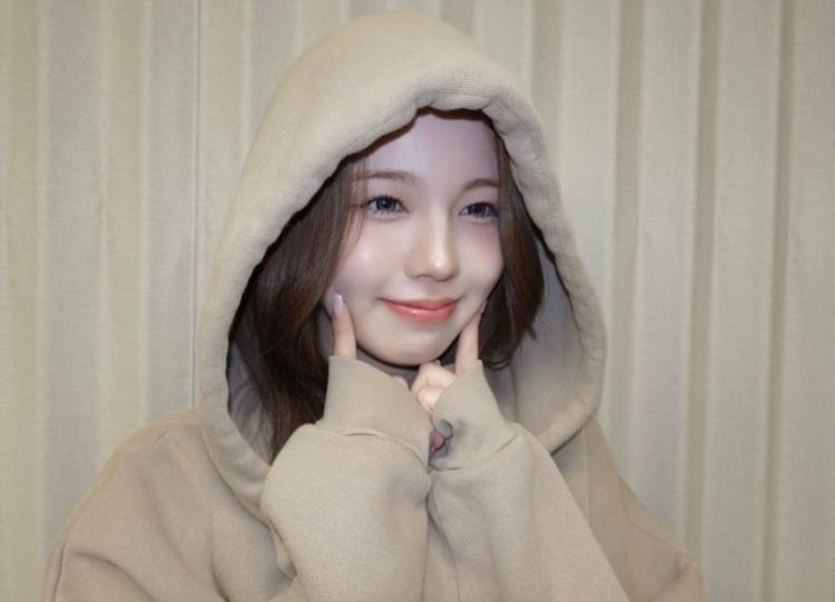 니쥬 (NiziU) 아야카2