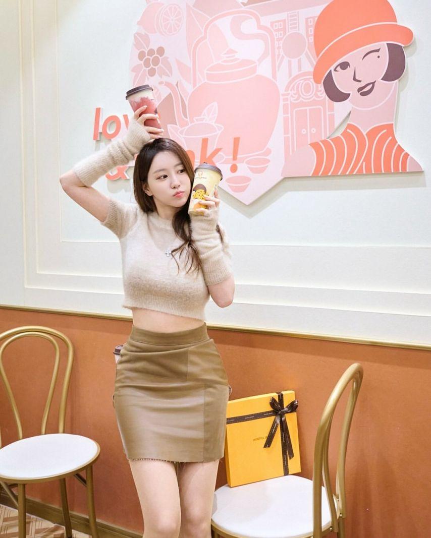 황유주 아나운서2